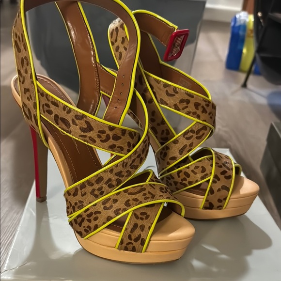 Jessica Simpson Shoes - Jessica Simpson Leopard Print Heels